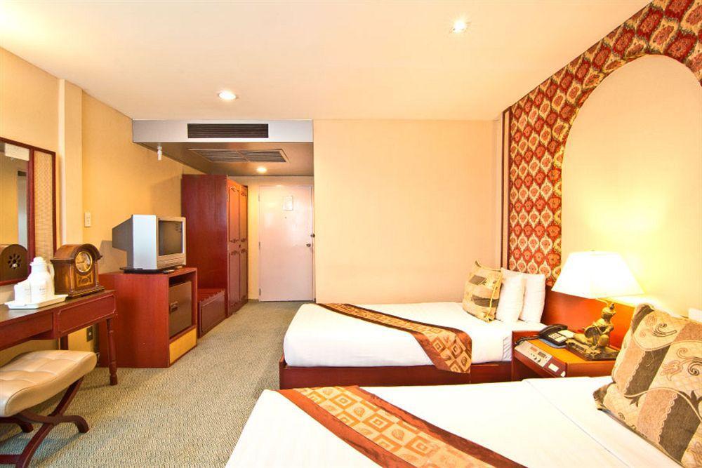 Fortuna Hotel Bangkok Exterior foto
