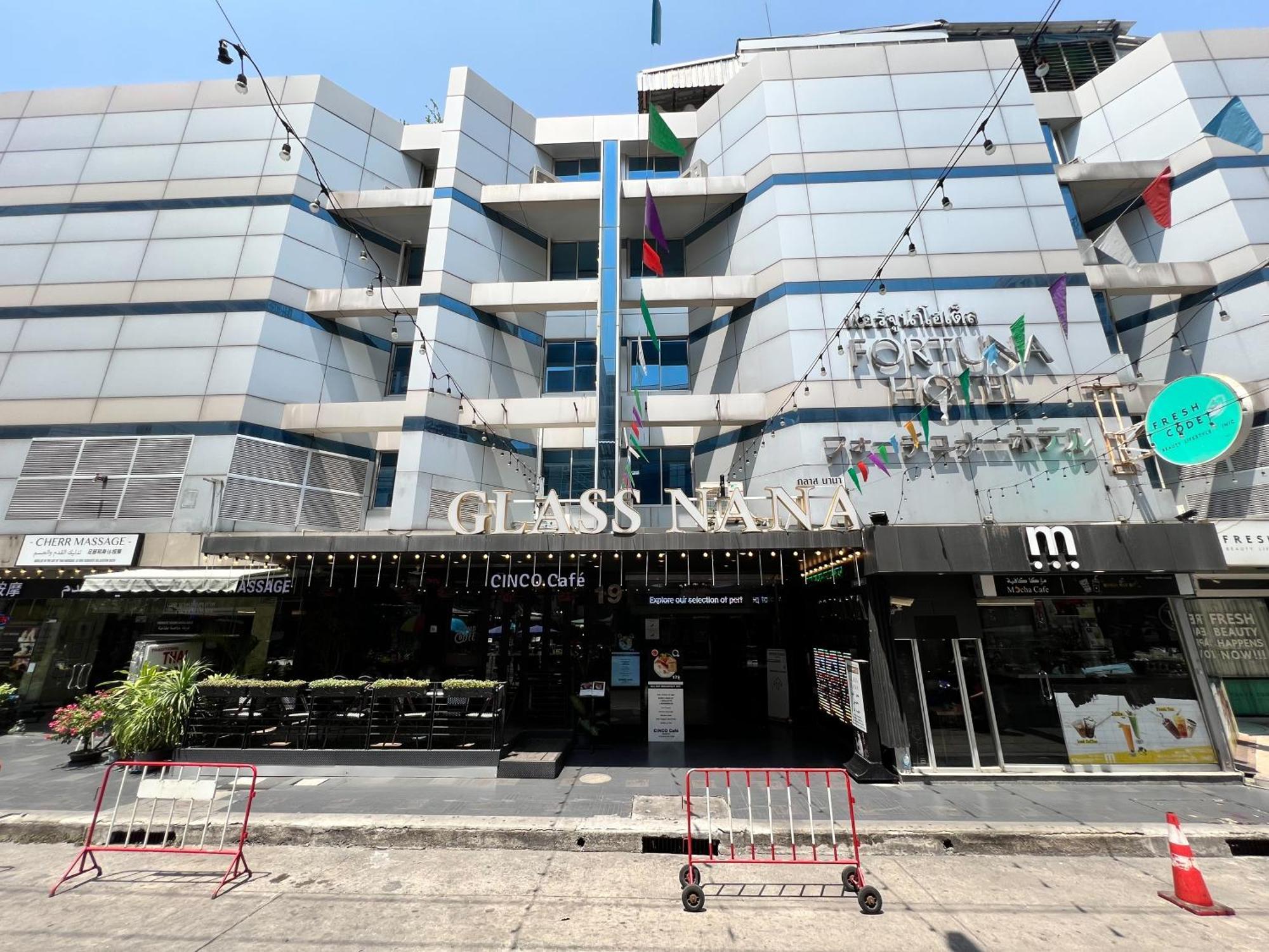 Fortuna Hotel Bangkok Exterior foto