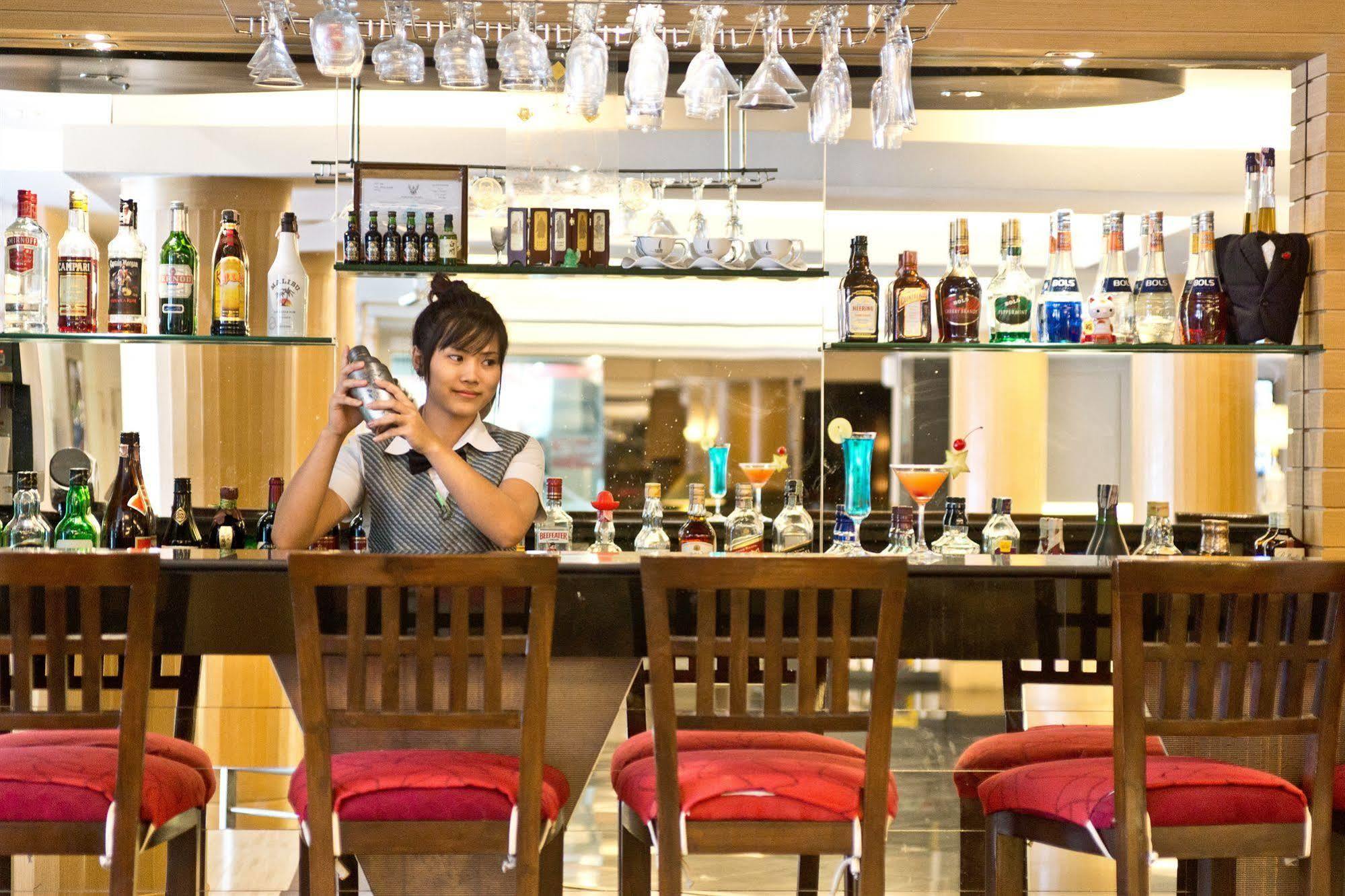 Fortuna Hotel Bangkok Exterior foto